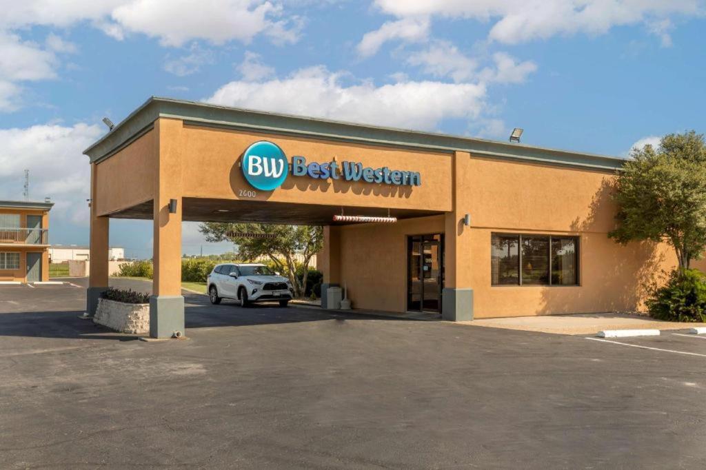 Best Western Taylor Inn Exterior photo