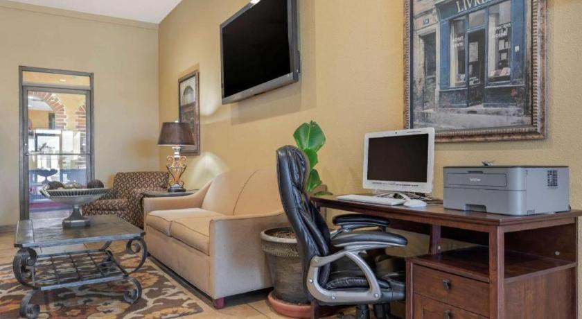 Best Western Taylor Inn Exterior photo